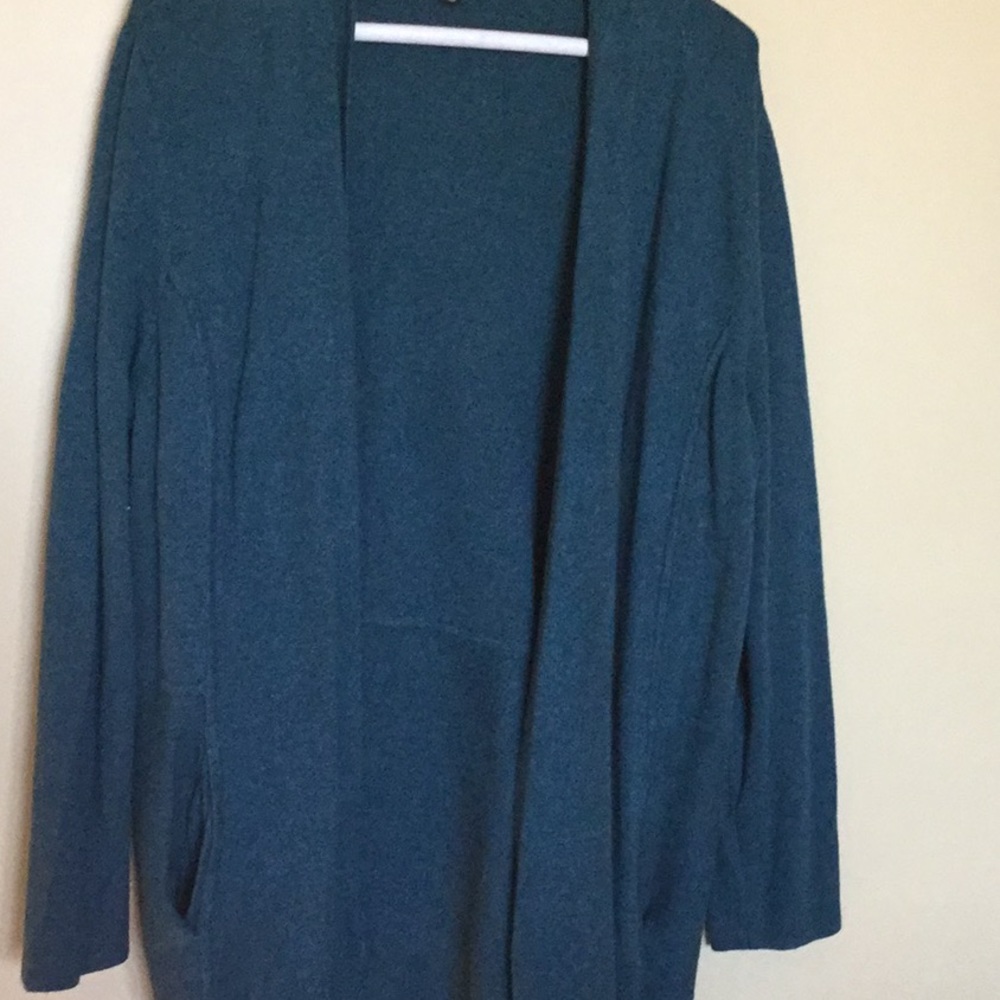 Women’s Talbots Size 2xp Cardigan